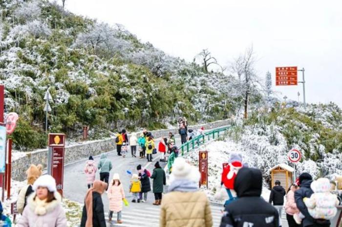 金佛山南坡自驾赏雪两日游攻略