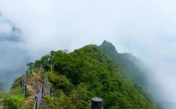 三联峒冰泉景区